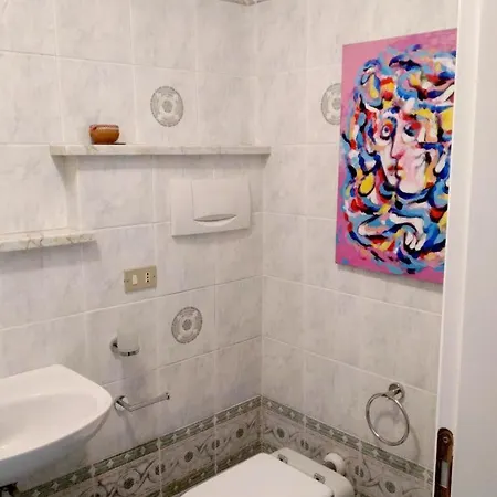 Casa Dei Fiordalisi 3 Bedroom Parking And Garden Apartmán *