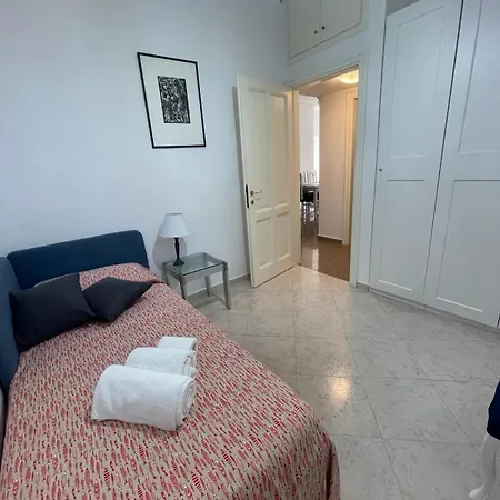 Casa Dei Fiordalisi 3 Bedroom Parking And Garden * Rapallo
